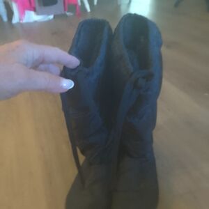 Women's Black Winter Boots